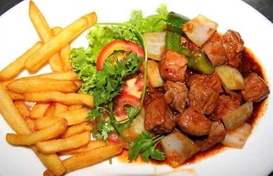 Bò Lúc Lắc + Khoai Tây Chiên